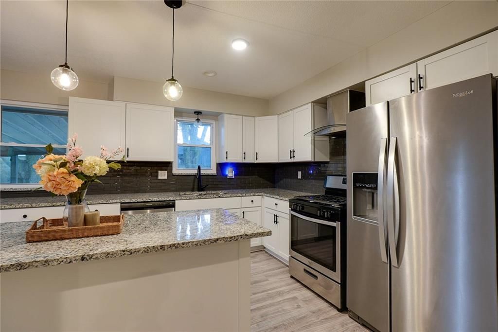 2100 N York Street — photo 6