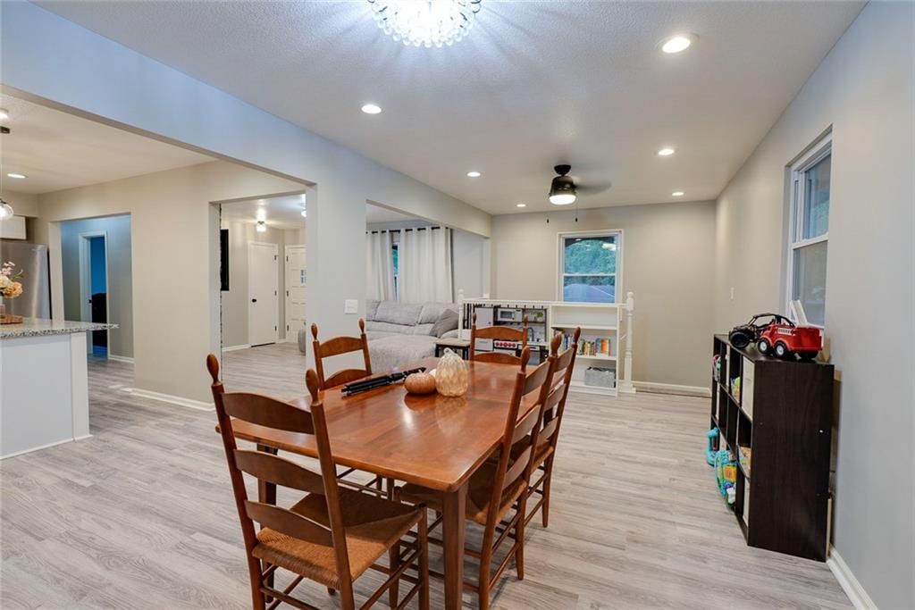 2100 N York Street — photo 14