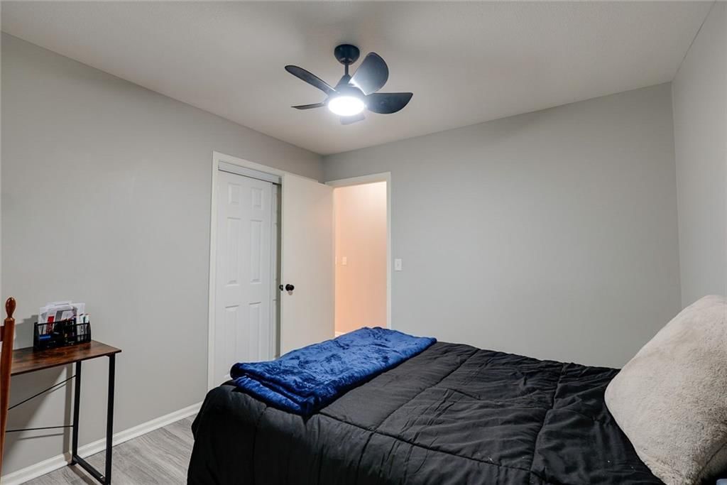 2100 N York Street — photo 19