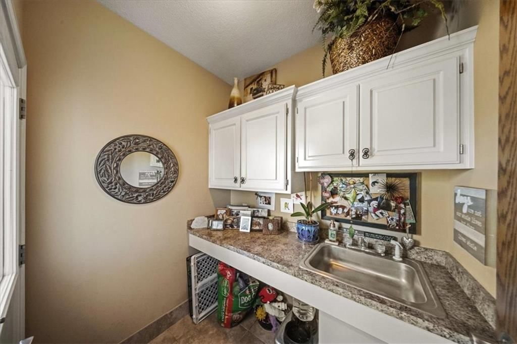 2329 NE Lake Breeze Lane — photo 24