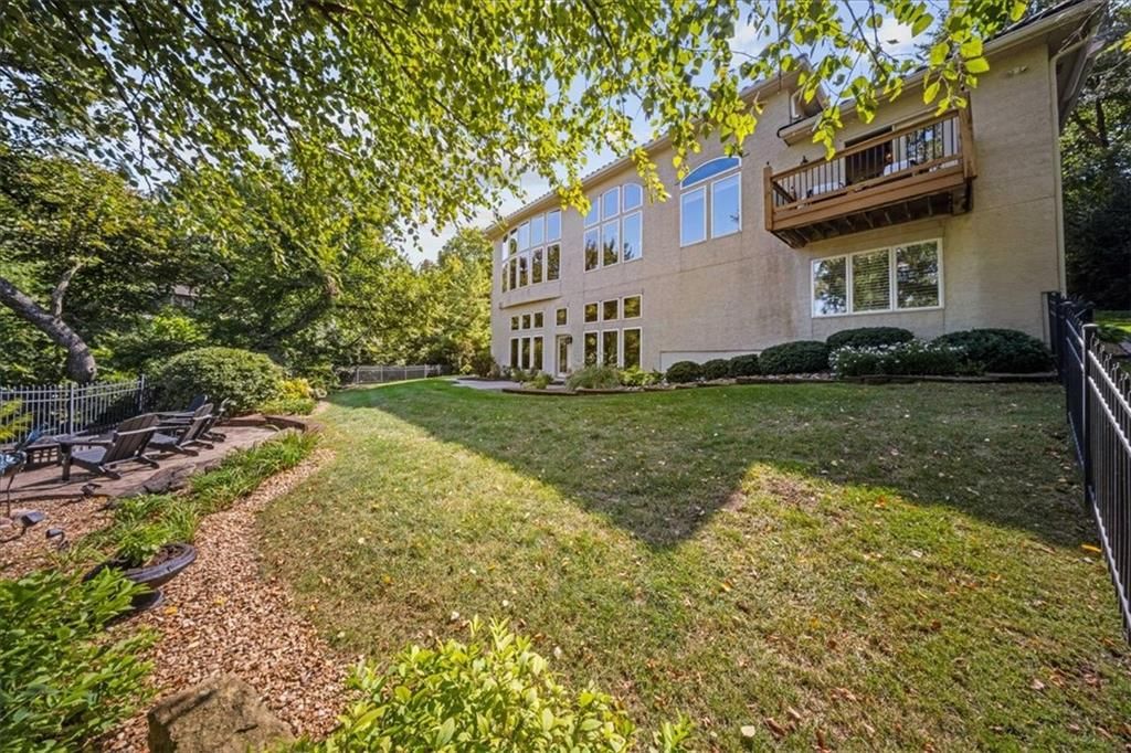2329 NE Lake Breeze Lane — photo 67