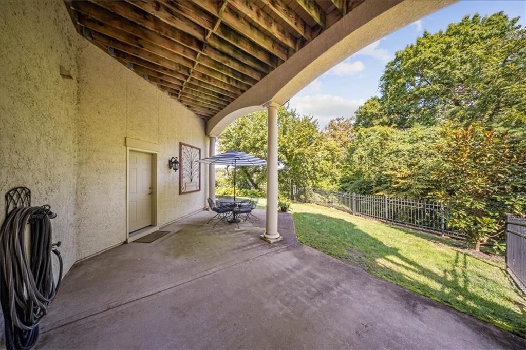 2329 NE Lake Breeze Lane — photo 75