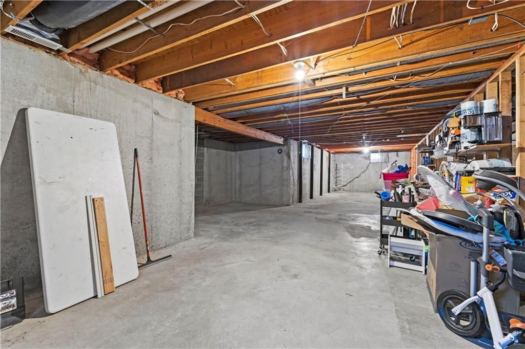Photo 25 of 31 - 14229 S Raintree Drive