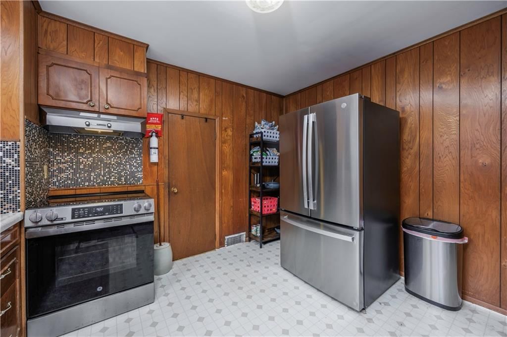 132 N 7th Street — photo 13