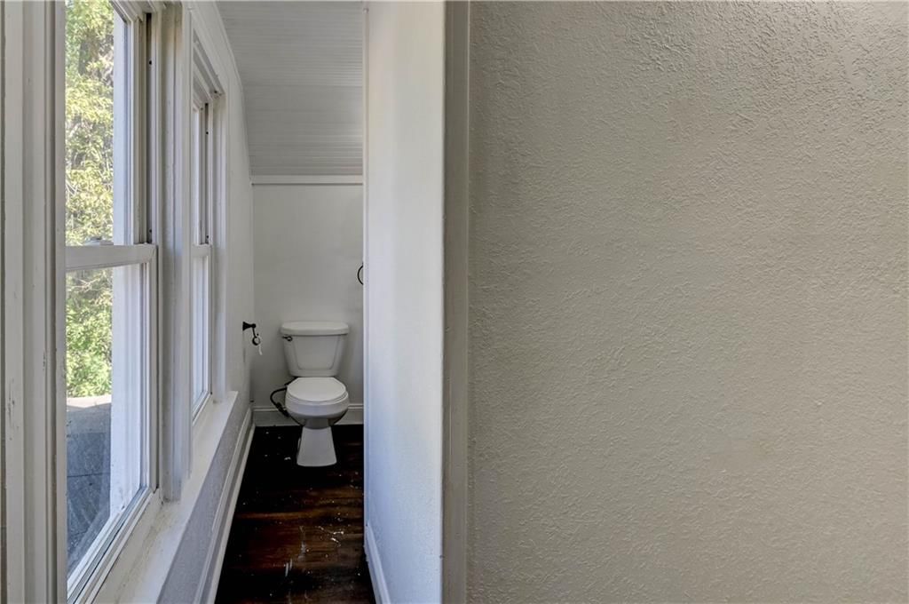 2701 Penn Street — photo 46
