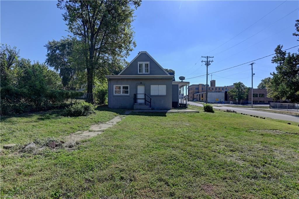 2701 Penn Street — photo 52