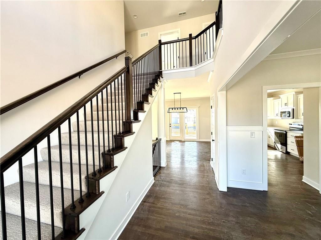 1007 Poplar Lane — photo 2