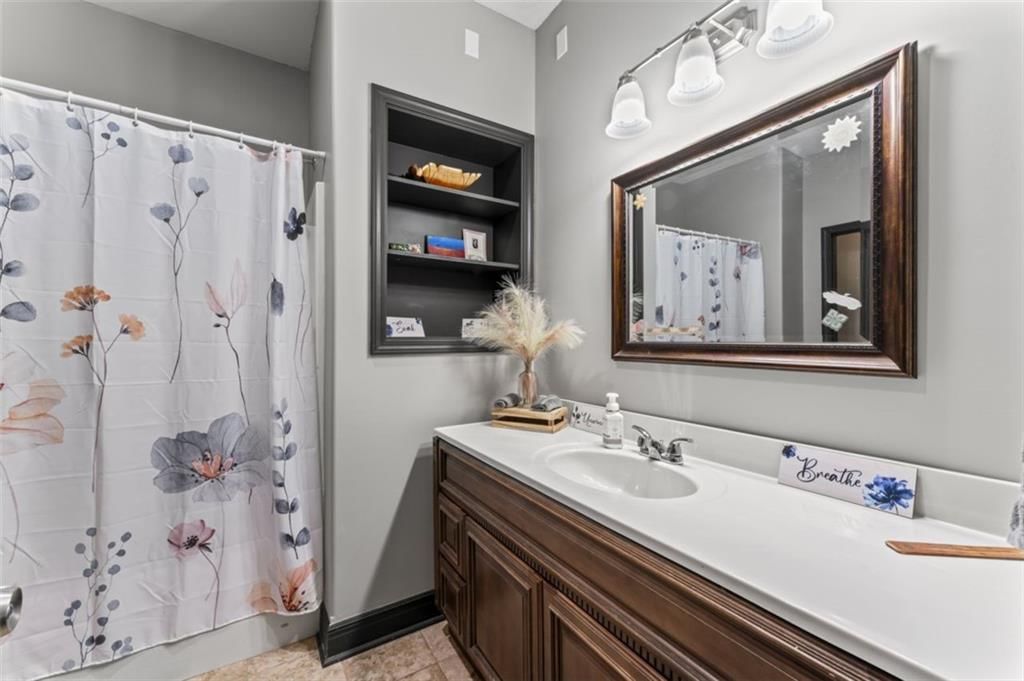 Photo 30 of 62 - 232 L Street