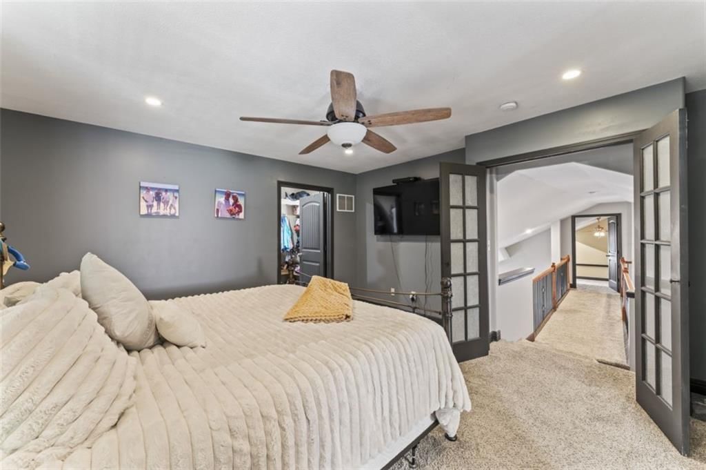 Photo 33 of 62 - 232 L Street