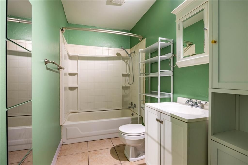 Photo 11 of 25 - 17249 Chestnut N/A
