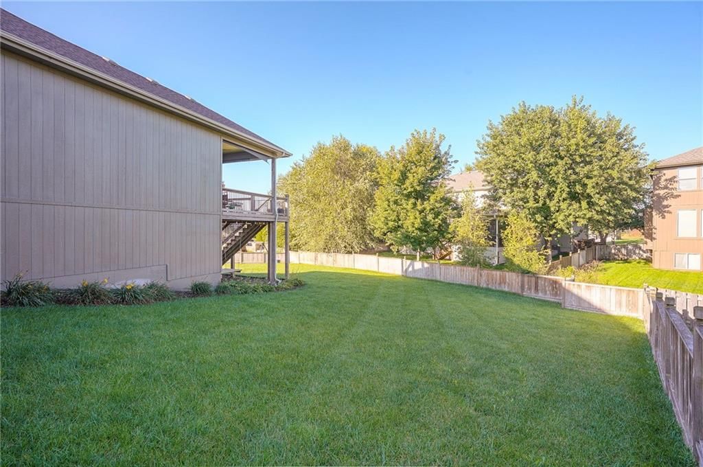 17833 W 166th Street — photo 22