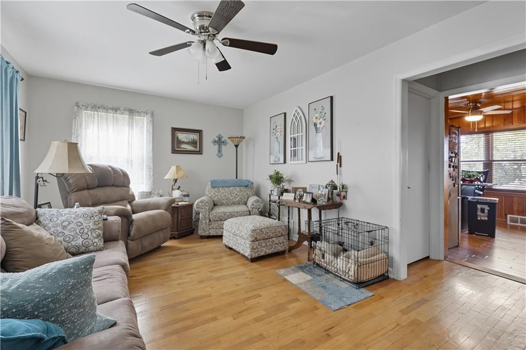 9228 Wollard Boulevard — photo 8