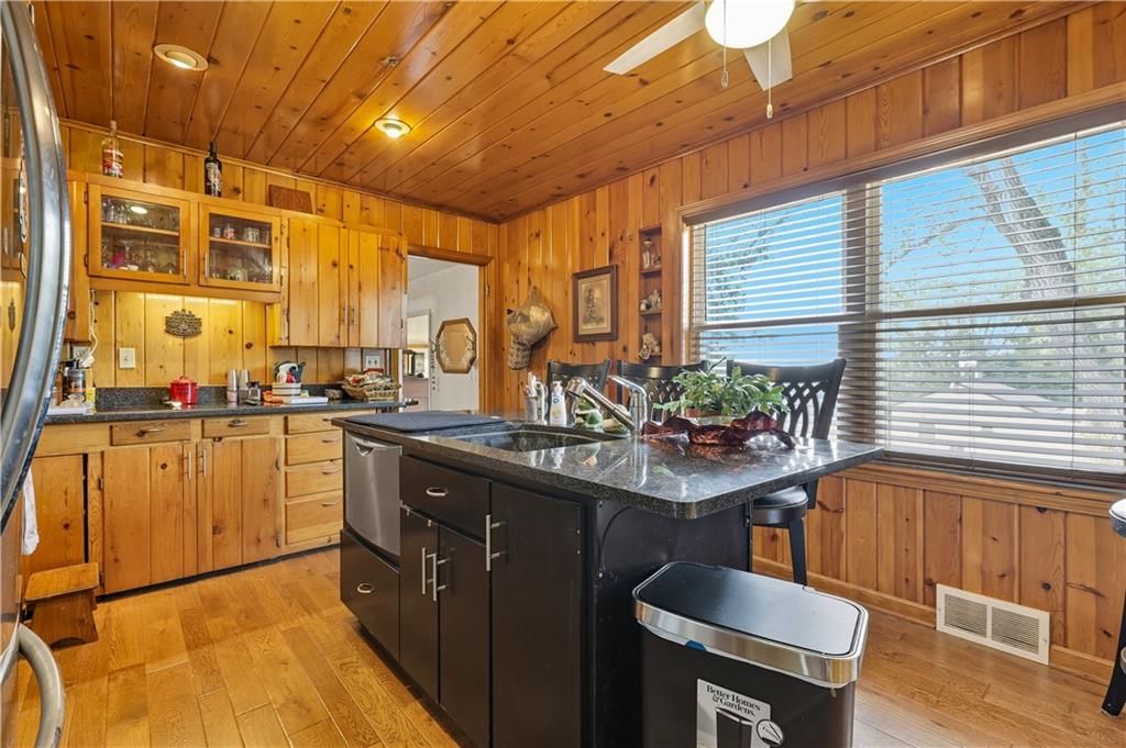 9228 Wollard Boulevard — photo 10