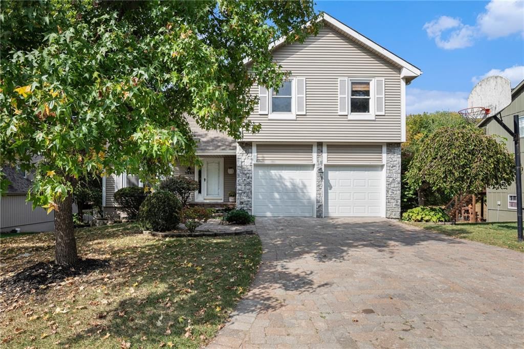 3665 SW Kimstin Circle — photo 2