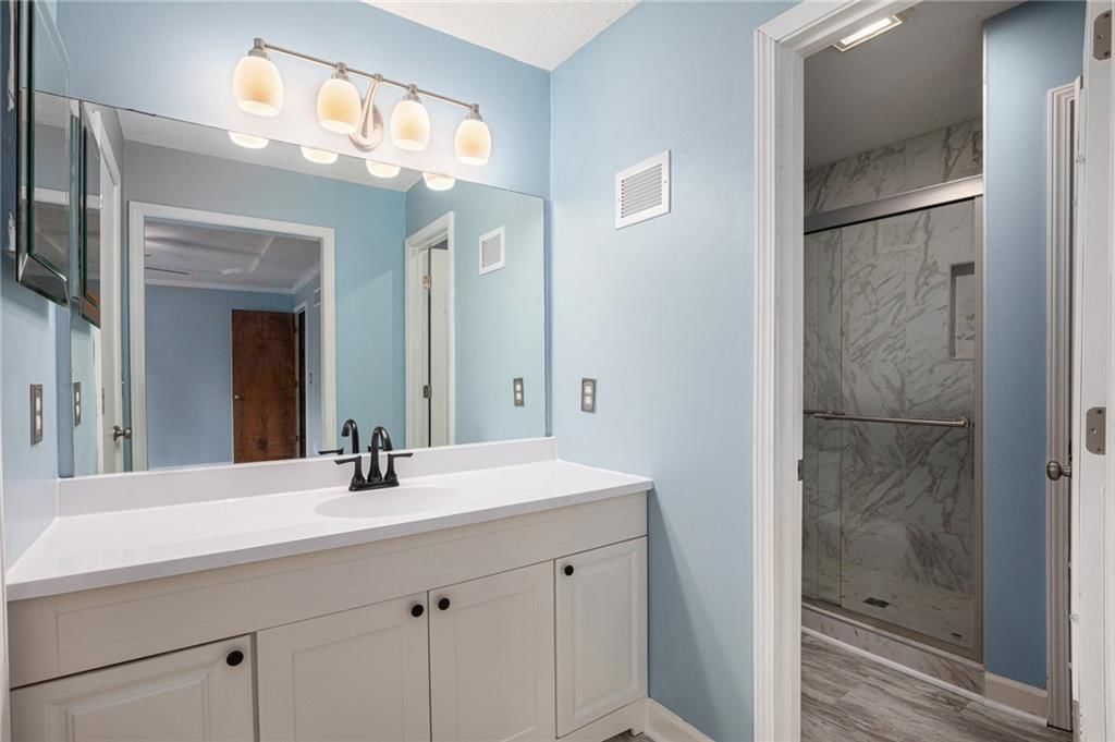 3665 SW Kimstin Circle — photo 16