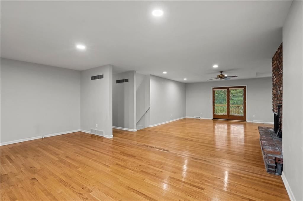 25 W 92nd Terrace — photo 4