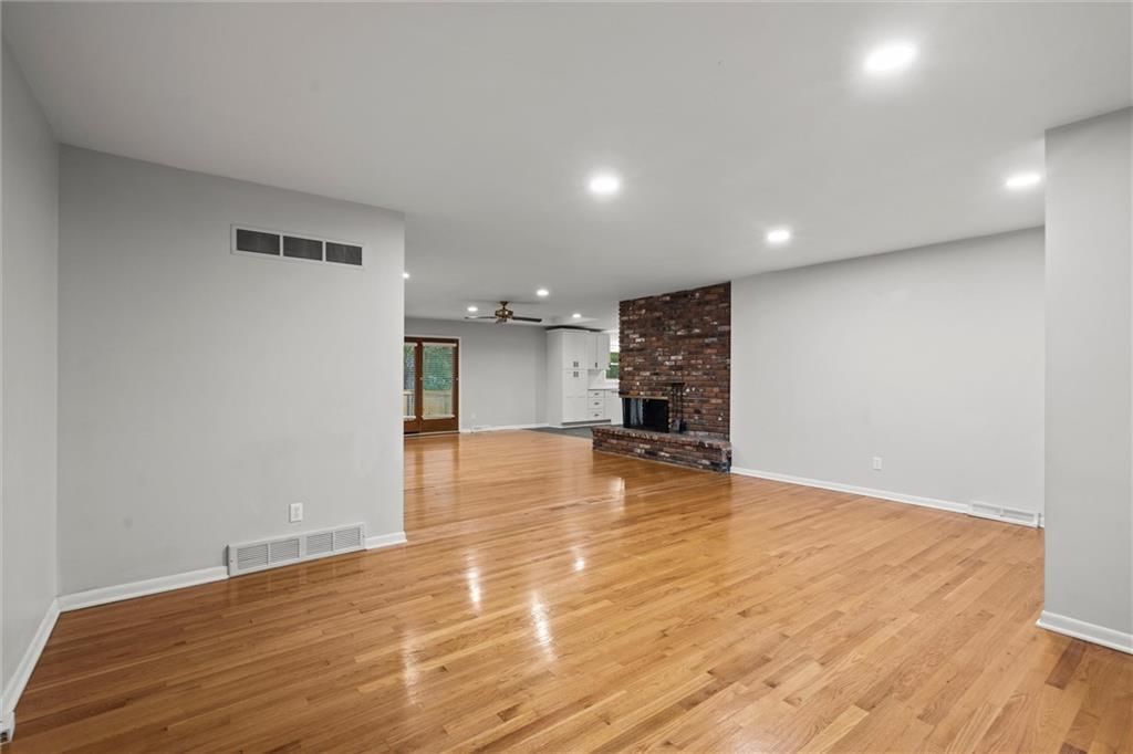 25 W 92nd Terrace — photo 6