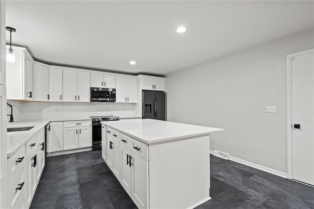 25 W 92nd Terrace — photo 11