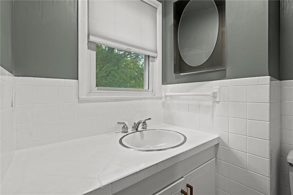 25 W 92nd Terrace — photo 17