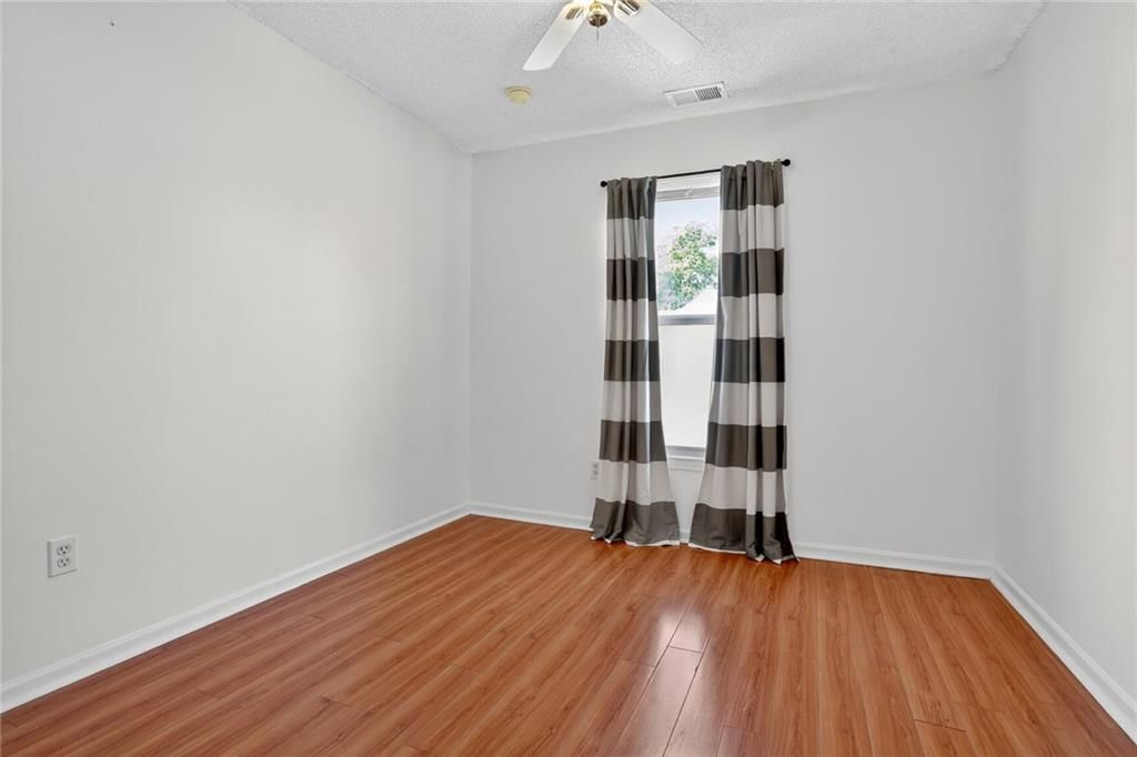 1829 Kansas Avenue — photo 13