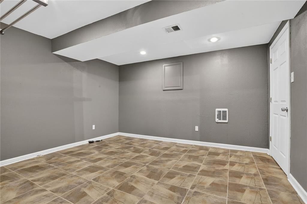 1829 Kansas Avenue — photo 17