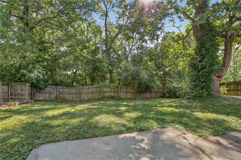 1829 Kansas Avenue — photo 19