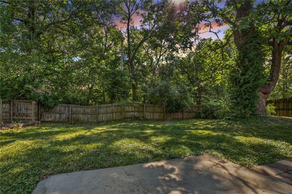 1829 Kansas Avenue — photo 20
