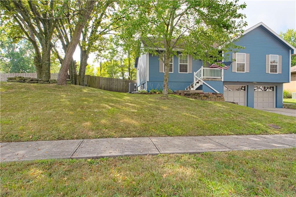 1017 Rose Avenue — photo 28