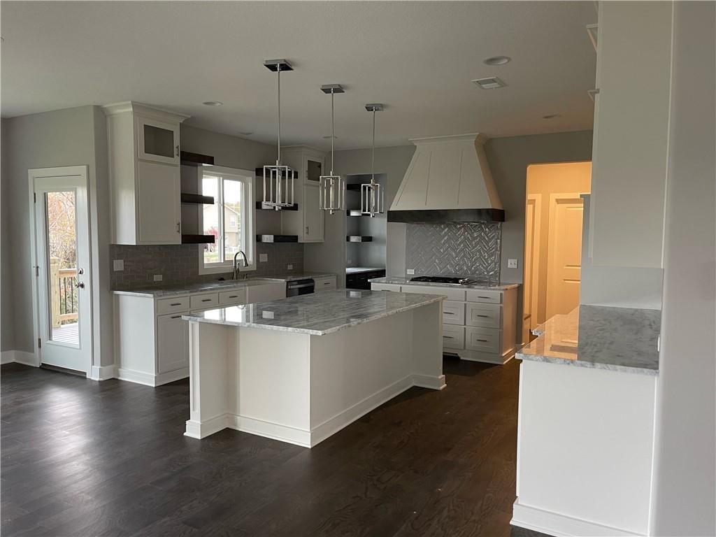 8905 N Colorado Avenue — photo 9