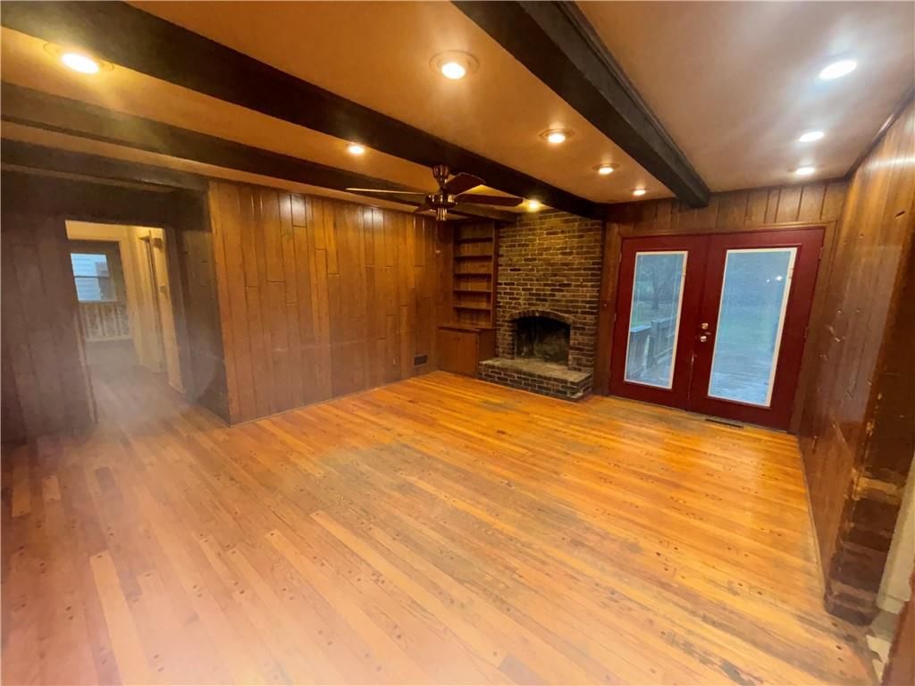 2710 W 50th Terrace — photo 9