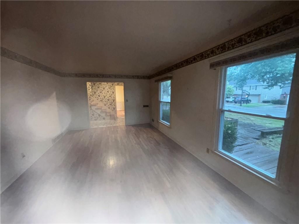 2710 W 50th Terrace — photo 16