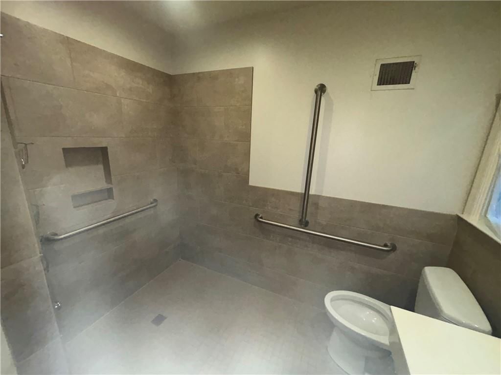 2710 W 50th Terrace — photo 25