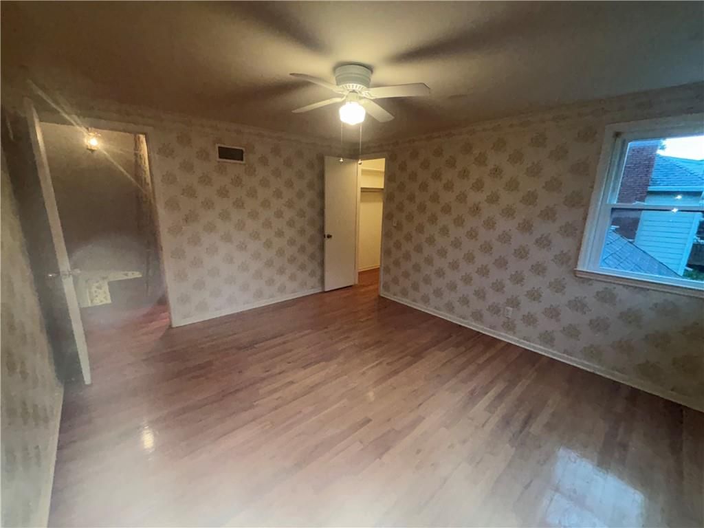 2710 W 50th Terrace — photo 41