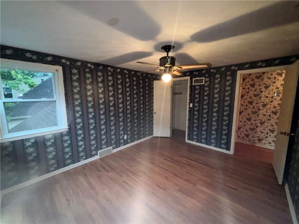 2710 W 50th Terrace — photo 47
