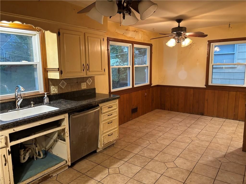 2710 W 50th Terrace — photo 63