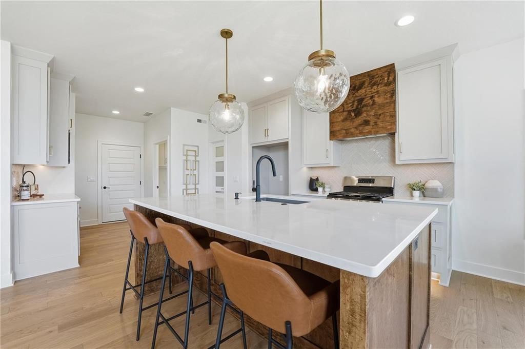 4331 NE Hideaway Drive — photo 12