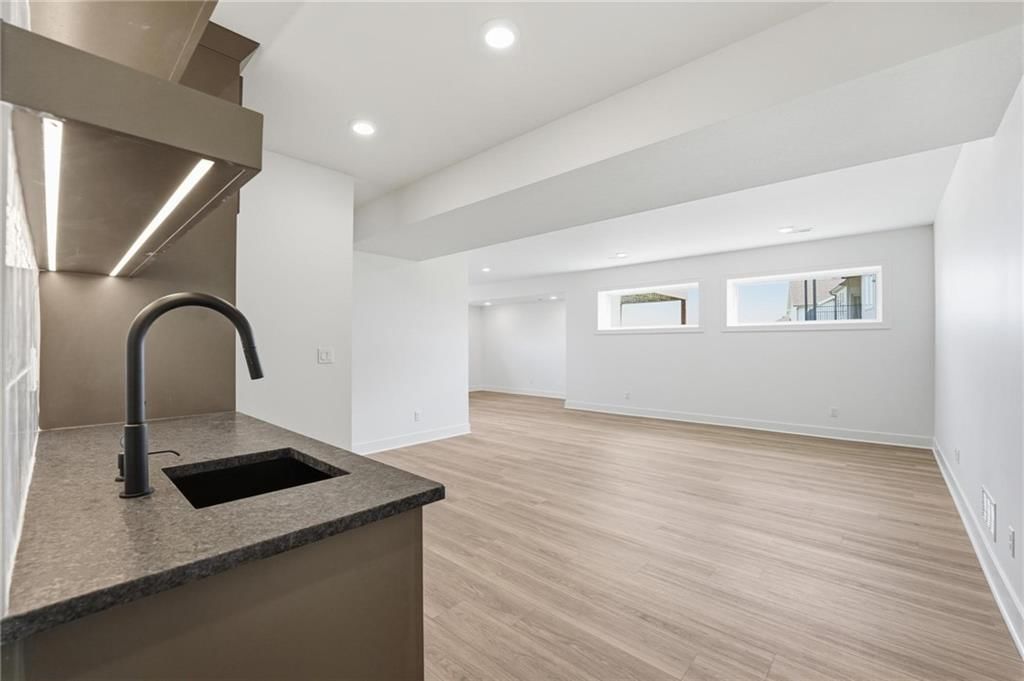 4331 NE Hideaway Drive — photo 37