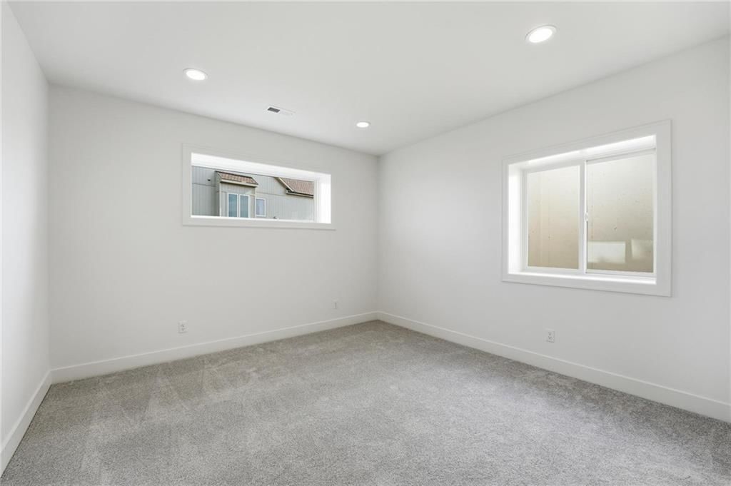 4331 NE Hideaway Drive — photo 38