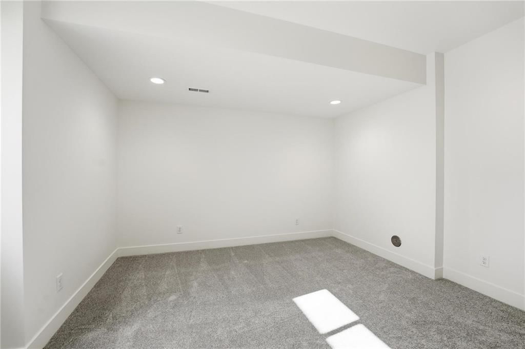 4331 NE Hideaway Drive — photo 42