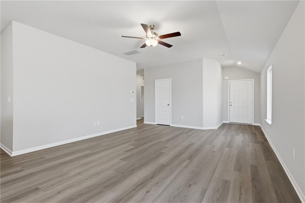 534 W Fountain Street — photo 6