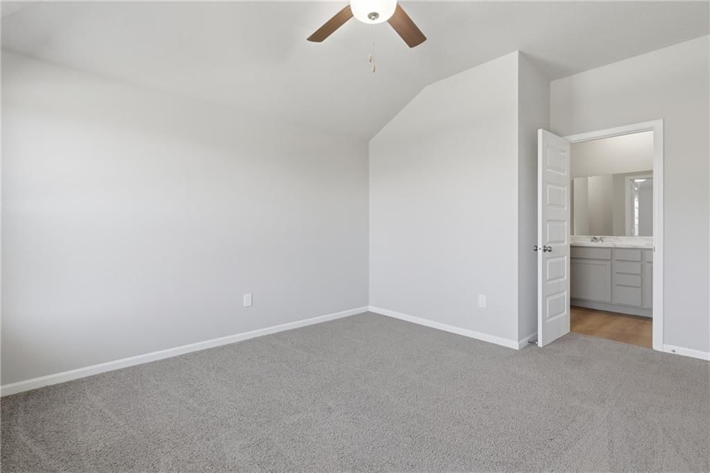 534 W Fountain Street — photo 11