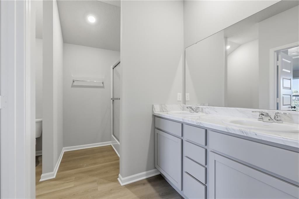534 W Fountain Street — photo 13