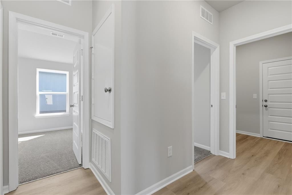 534 W Fountain Street — photo 15