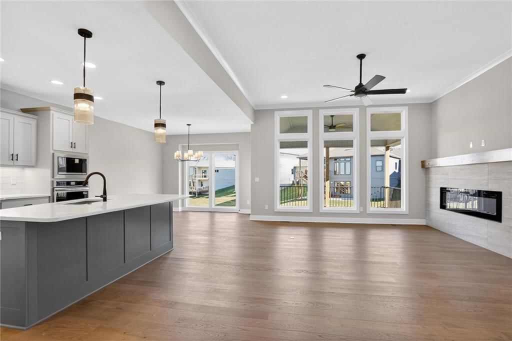 7060 NW Yulich Court — photo 5
