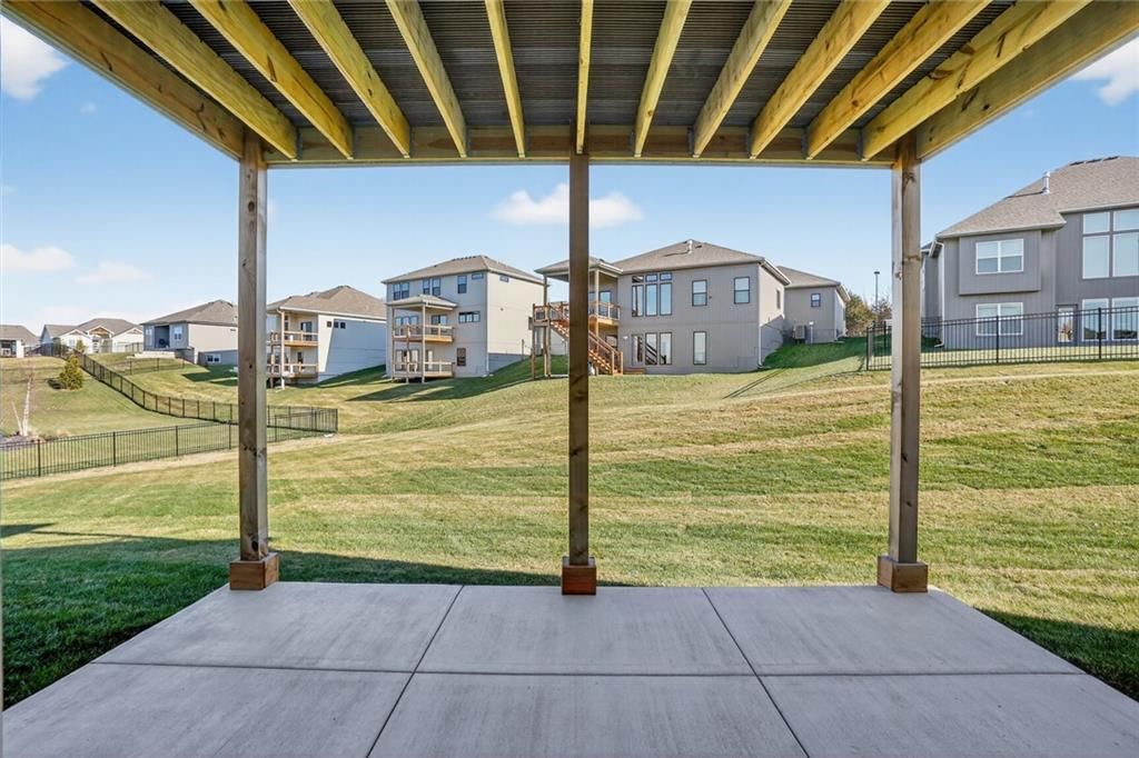 7060 NW Yulich Court — photo 27