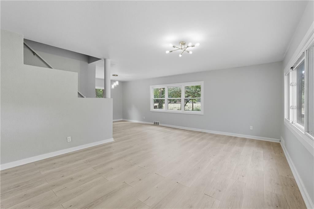 7300 Brooklyn Avenue — photo 8