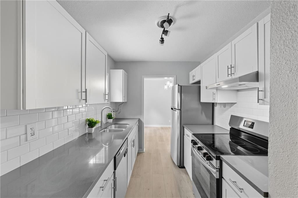 7300 Brooklyn Avenue — photo 13