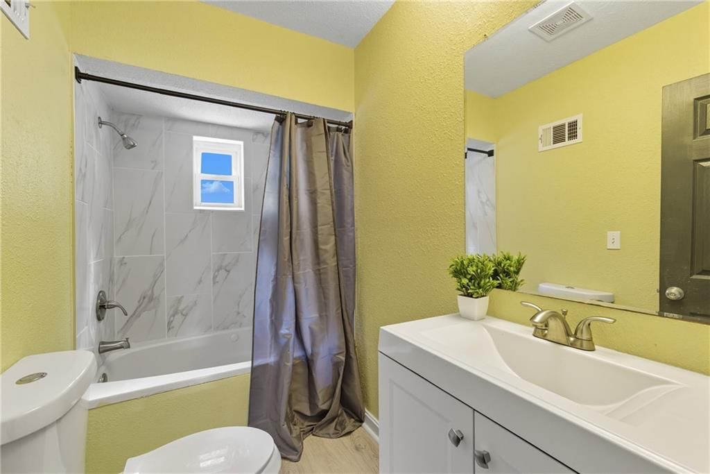 7300 Brooklyn Avenue — photo 15