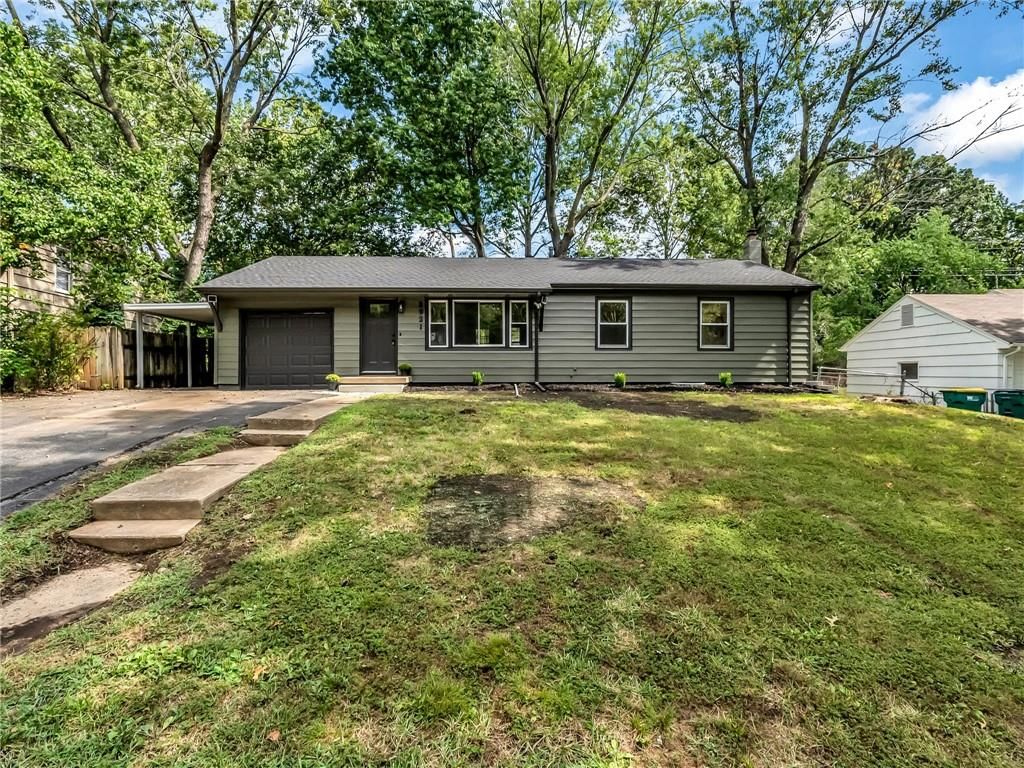 3921 S Delaware Avenue — photo 4