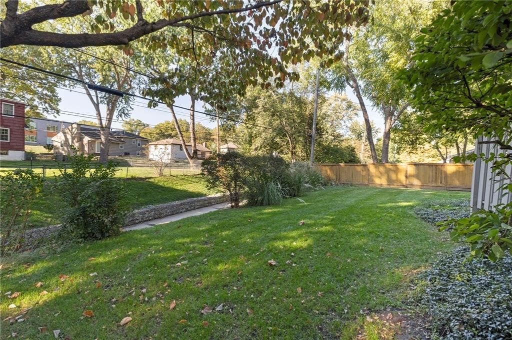 Photo 41 of 43 - 7844 Tomahawk Road
